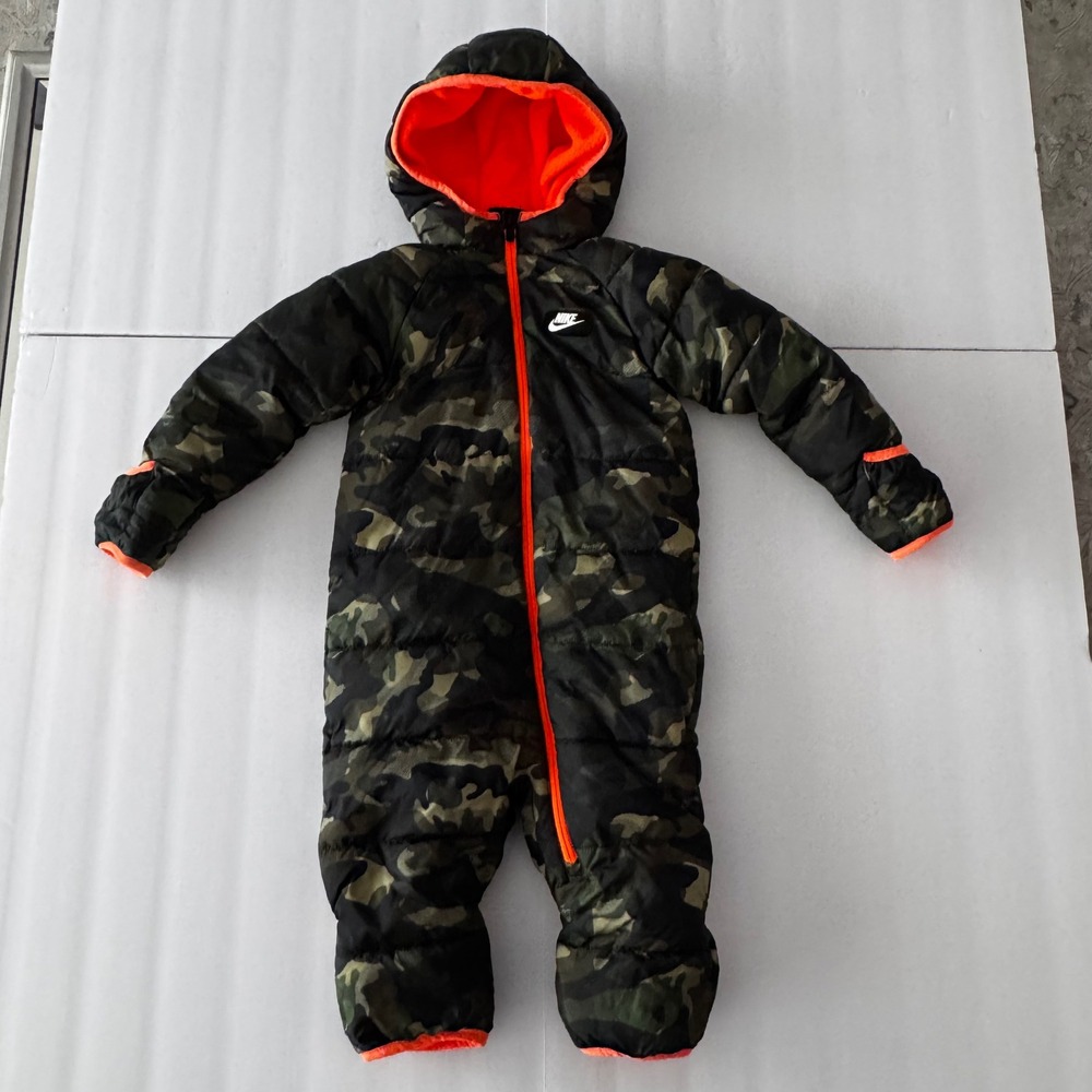Nike Kids Camo Hooded Bunting Suit Green Orange Fleece Lined Quilted Puffer